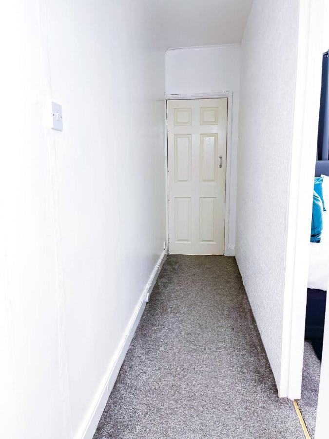Beautiful 2 Bedroom House - Free Parking - Lt House Leicester Zewnętrze zdjęcie